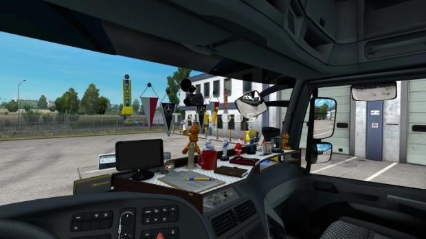 ETS2 - Table & Wind-Shield Set for Actros MP3 (1.42.x)